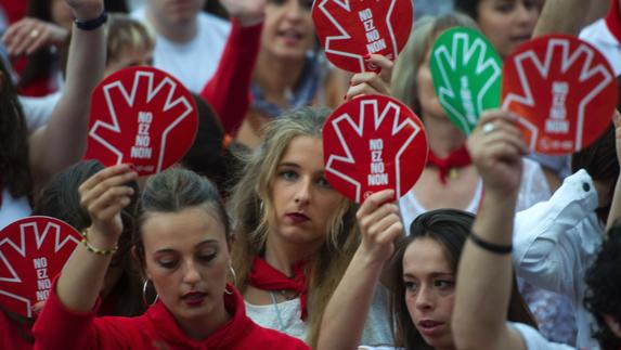 Los cinco acusados de violar a una joven en Sanfermines seguirán en prisión