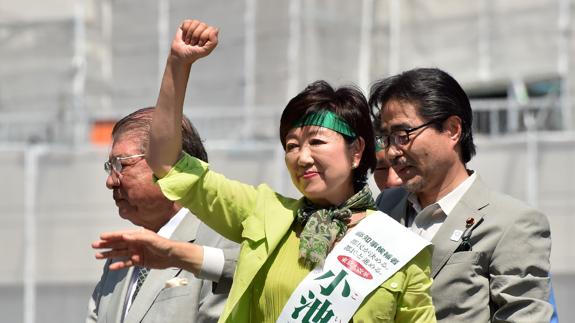 Tokio tendrá por primera vez a una mujer como gobernadora