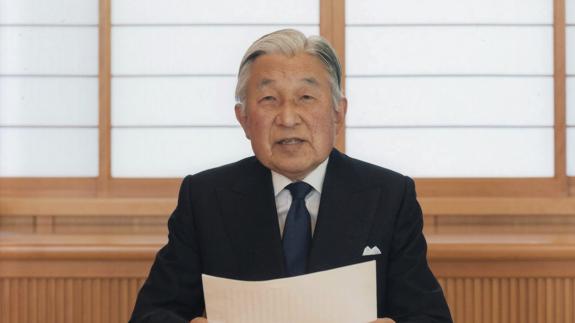 Akihito, el emperador discreto y cansado