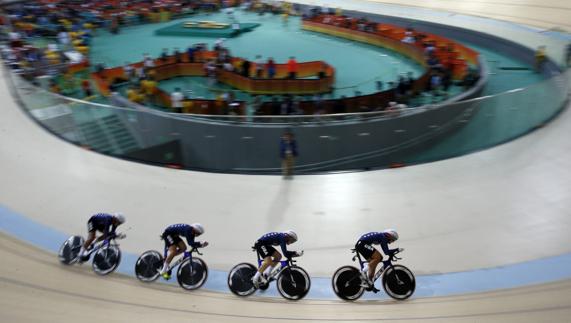 Bicicletas del revés en el velódromo