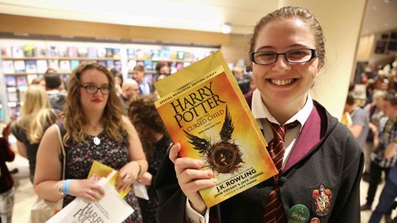 J.K. Rowling anuncia tres libros más de Harry Potter en formato 'ebook'