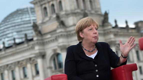 Merkel cree que la UE saldrá fortalecida del 'Brexit'