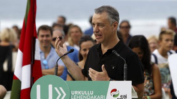 Urkullu reprocha a PP y PSOE que no sean capaces de tejer «pactos de Estado»