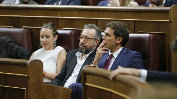 Ciudadanos ve posible un gobierno tras las elecciones vascas porque el PNV «no ha enloquecido»