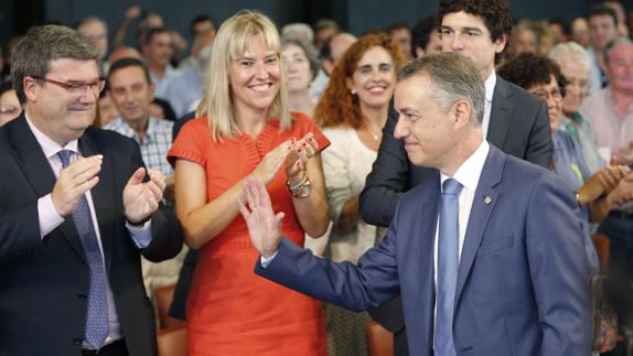 El PNV necesitaría pactar con PP o PSOE para gobernar en el País Vasco