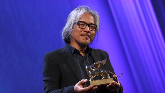 El filipino Lav Diaz gana el León de Oro con 'The Woman Who Left'