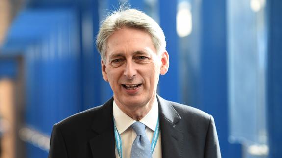Hammond admite que habrá turbulencias durante las negociaciones sobre el 'Brexit'