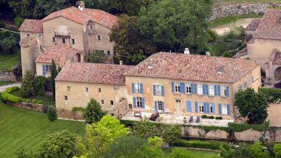 Angelina Jolie y Brad Pitt venden su castillo en Francia