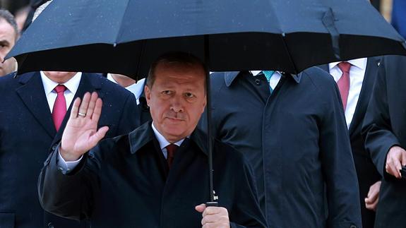 Erdogan pide a los musulmanes que «no encierren a las mujeres»