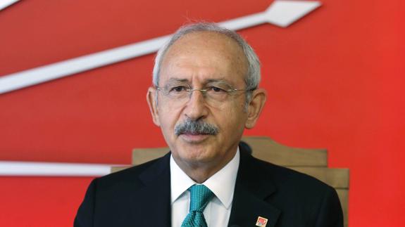 El líder de la oposición turca pide que le denuncien para desvelar la relación del AKP con el terrorismo