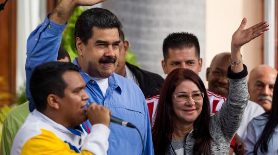 Maduro dice que el «imperialismo» busca atacar a su esposa con familiares presos en EE UU