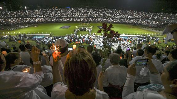 «Esta Copa se va al cielo», el canto de los colombianos al Chapecoense