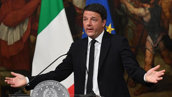 Renzi dimite tras reconocer su derrota en el referéndum