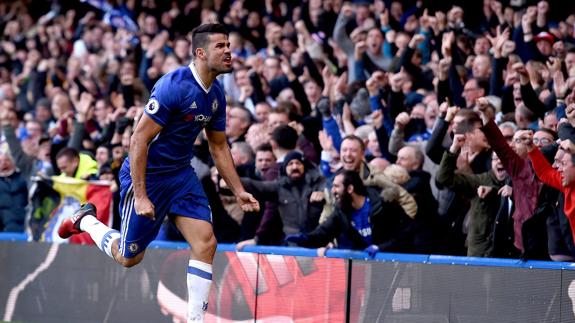 Diego Costa permite al Chelsea seguir líder