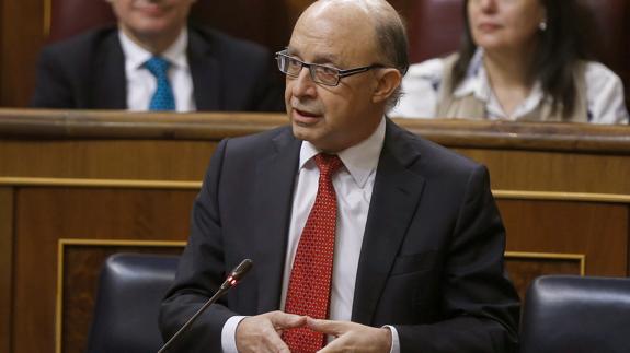 Montoro responde al FMI: «España no necesita subir impuestos y menos el IVA»