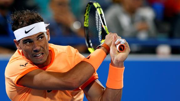 Nadal se impone a Raonic y jugará la final de Abu Dabi ante Goffin