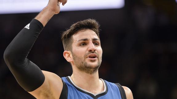 Rubio vuelve brillante con un 'doble-doble' e Ibaka gana el duelo a Mirotic