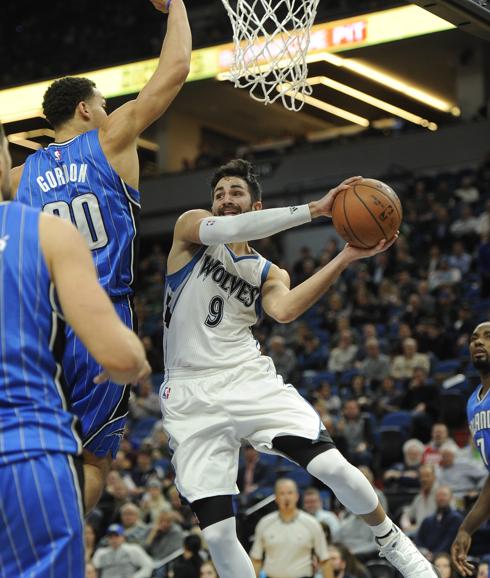 Ricky Rubio establece una marca de triples; Marc Gasol y el 'Chacho' ayudan al triunfo