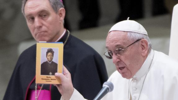 El papa Francisco admite «corrupción» en el Vaticano: «La hay, pero yo estoy en paz»