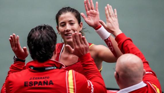 Garbiñe Muguruza mantiene viva a España