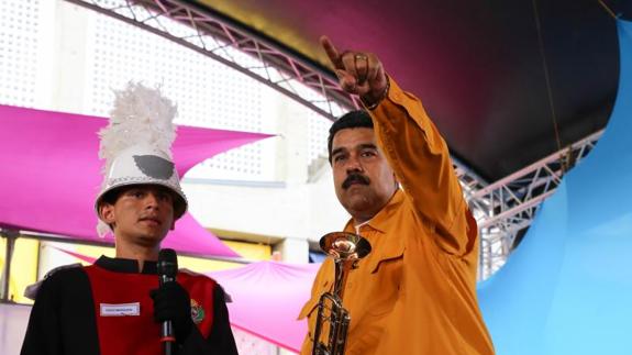 Maduro carga contra la cadena CNN: «¡Fuera de Venezuela!»