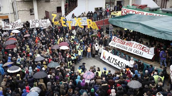 Procesados por terrorismo tres de los presuntos agresores de Alsasua: «No fue una pelea de bar»