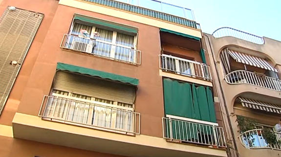 Una mujer embarazada pierde a su hijo tras ser apuñalada por su pareja en Barcelona