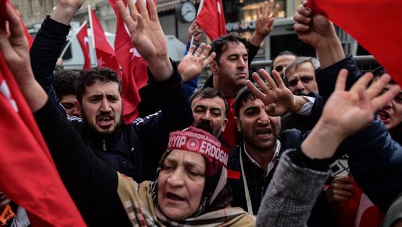 Turquía suspende las relaciones de alto nivel con Países Bajos