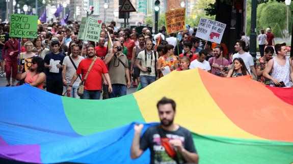 El colectivo LGTB celebra los 10 años de Ley de Identidad de Género pidiendo cambios