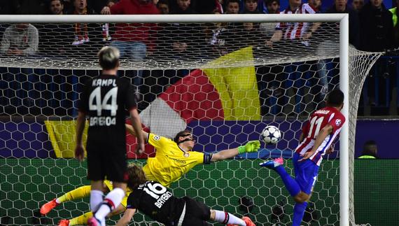 Leno se postula para el Real Madrid