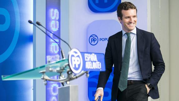 Casado: «Si la oposición cuidara los asuntos de Estado como a los perros, nos iría mucho mejor»