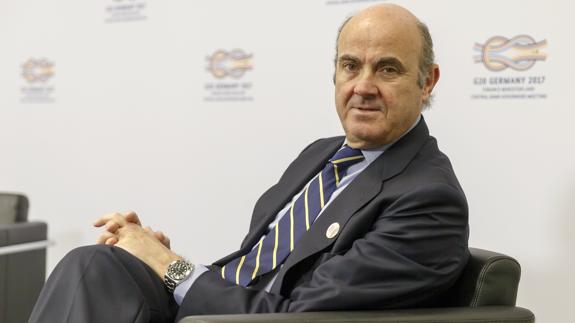 De Guindos: «La I+D+i necesita más peso en el modelo productivo español»