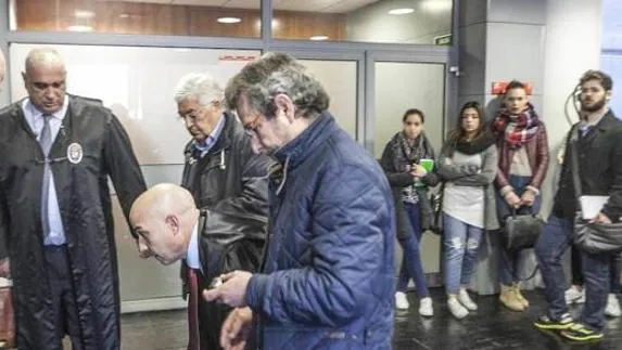 Seis años de prisión para el exdirector de Citibank en Cáceres por apropiación indebida