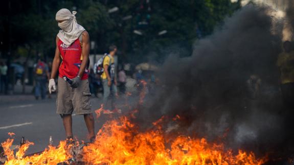 El Gobierno de Maduro acusa a la oposición de planear una «escalada terrorista»