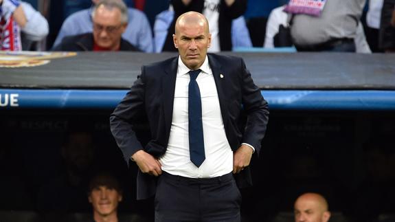 Zidane: «Aparte de la expulsión y goles en fuera de juego, merecimos pasar»