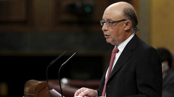 Montoro dice que los salarios públicos subirán conforme mejoren las finanzas