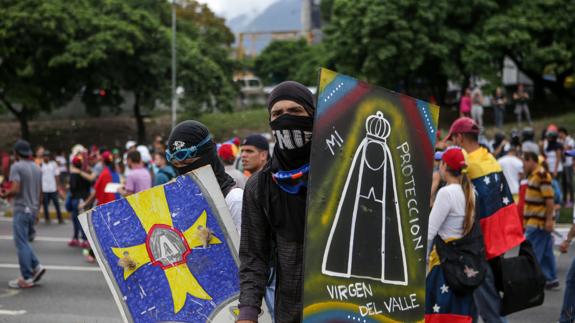 Las protestas de Podemos y los opositores venezolanos coinciden el sábado en Madrid