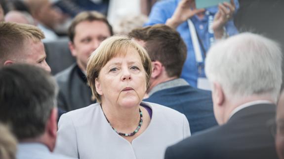 Merkel advierte de que Europa ya no puede apoyarse en EE UU y Reino Unido