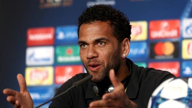 Alves reclama 'vendetta'