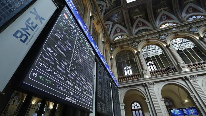 El Ibex-35 sube un 0,23% pese al ‘hundimiento’ del Popular