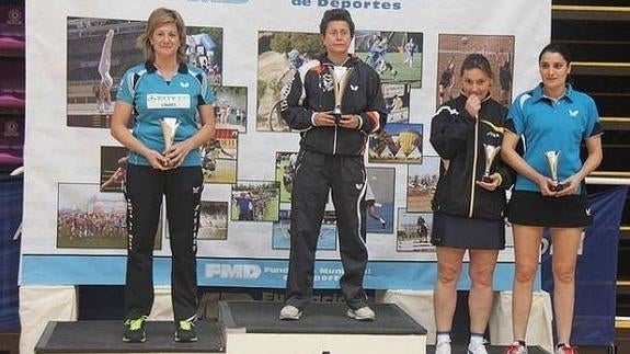 Ablanedo y Barros, bronce en el estatal de tenis de mesa