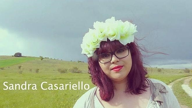 Sandra Casariello presenta su acústico en el Fraguel