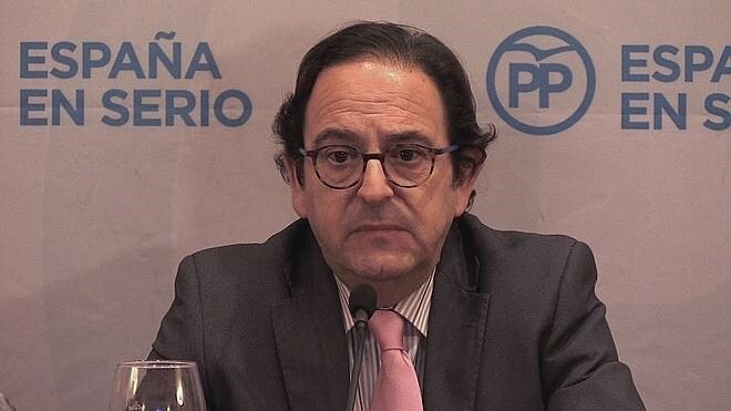 El PP acusa al PSOE de usar el sufrimiento de las comarcas mineras con fines electorales