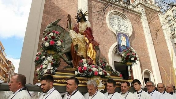 Al paso de 'La Borriquilla'