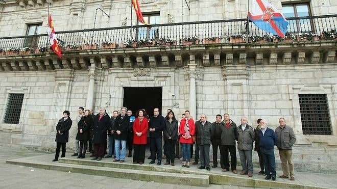 En silencio por las víctimas