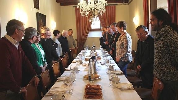 Agasajos antes de la 'batalla'