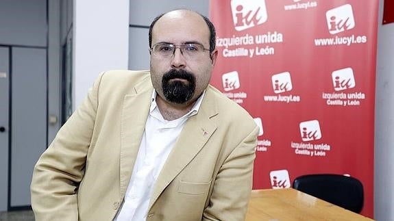 Santi Ordóñez defiende que el acuerdo con Podemos «se debe someter a las bases»