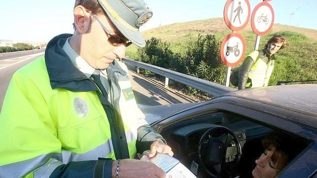 La Guardia Civil sanciona a 947 leoneses en 16.193 controles