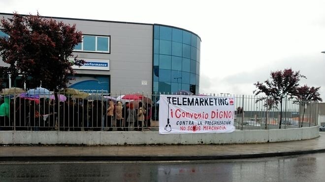 Paro de los trabajadores de Teleperformance para exigir el desbloqueo de la negociación del convenio