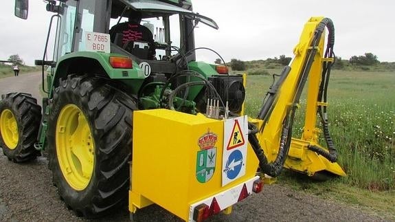 Valderrey suma una desbrozadora a sus medios contra los incendios en el municipio